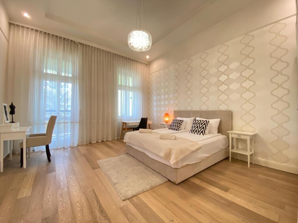 Romantic Riverview Bestern Szeged Buitenkant foto